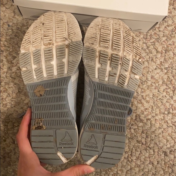 grey reebok’s - Picture 2 of 2